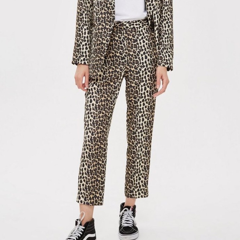 Top shop Leopard suit trousers